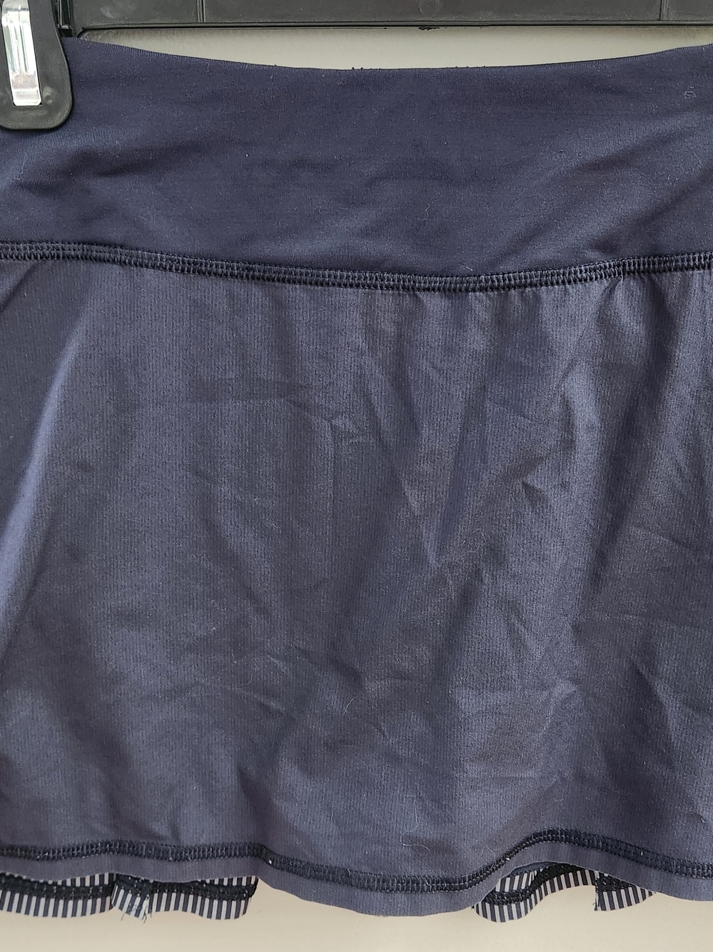 Lululemon Athletica Pace Setter Size 6 Navy Blue Circle Skirt/Skort